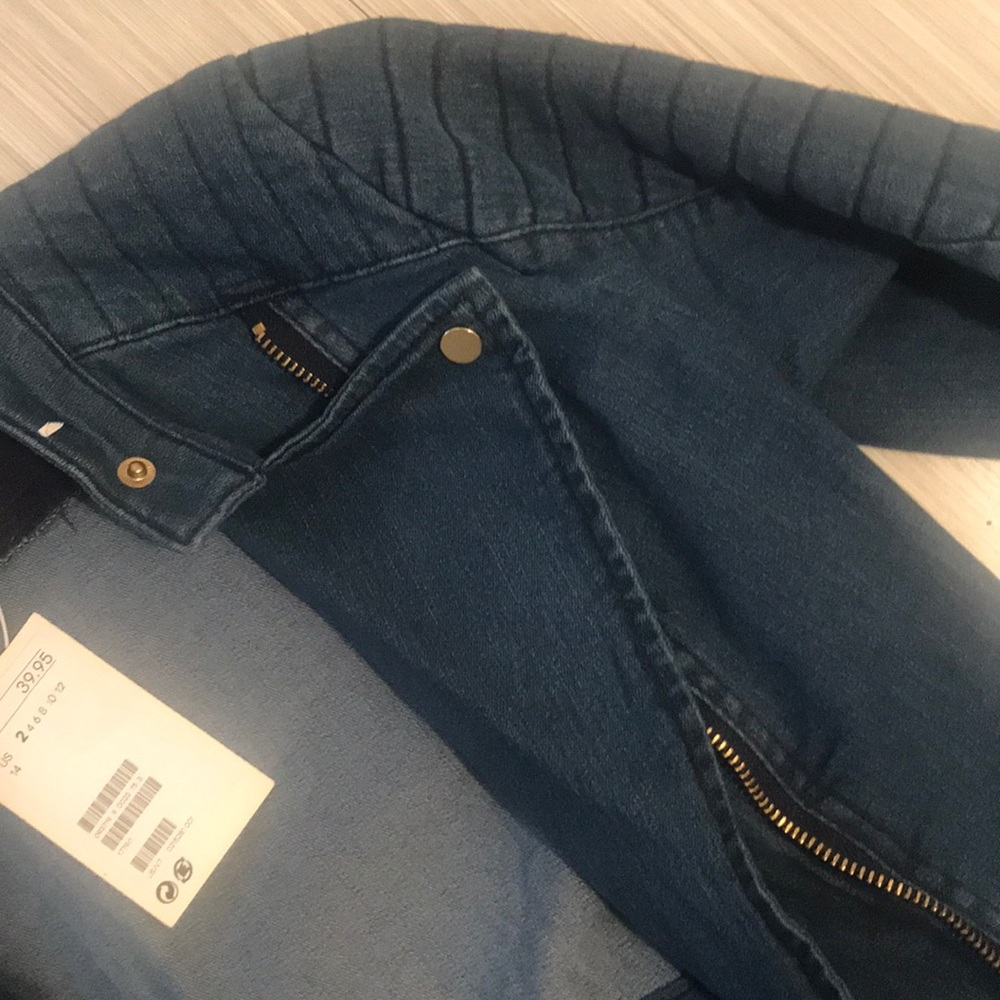 Jean jacket - Picture 3 of 6